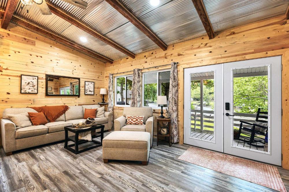 Cozy Cove Cabin - The Perfect Ozark Retreat